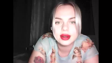 Snapshot of helga_now chatting on February 6, 7:29 pm helga_now online show from February 6, 7:29 pm