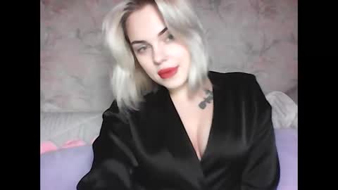 Snapshot of helga_now chatting on March 5, 7:17 pm helga_now online show from March 5, 7:17 pm