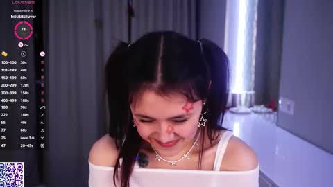 Aurora online show from February 11, 7:15 pm