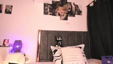 helldy_666 online show from May 7, 3:44 am