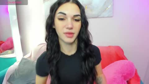Snapshot of hellen__moore chatting on March 10, 12:51 am GTM3Mon Wed Thu Fri Sun 0400 am-1030pm online show from March 10, 12:51 am