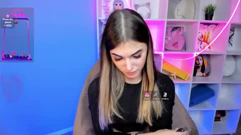 Snapshot of hellen__moore chatting on January 31, 1:11 am GTM3Mon Wed Thu Fri Sun 0400 am-1030pm online show from January 31, 1:11 am