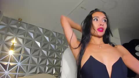 Hellen online show from February 3, 12:32 pm