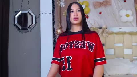 HERA online show from December 13, 10:05 pm