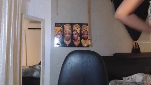 HERA online show from September 15, 9:11 pm