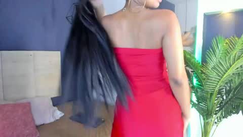 hermione_brown online show from April 8, 8:00 pm