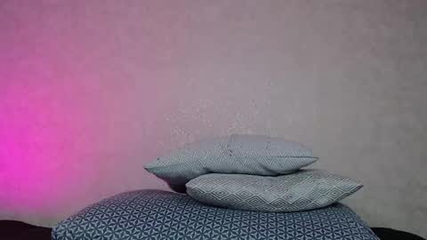 Hesssa Prime time  The broadcasts start at 3am and 3 pm London time  online show from October 3, 5:45 am