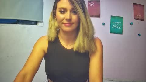 Hestesiaxx online show from November 30, 10:47 pm