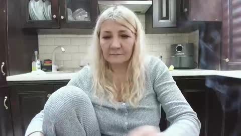 Heyheygrey online show from April 7, 12:29 pm