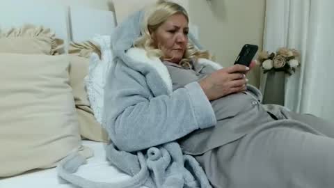 Heyheygrey online show from February 8, 6:33 pm