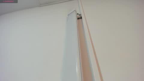 Hilary Thomsom online show from February 22, 12:17 pm