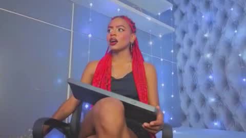  Hillary  online show from December 21, 1:10 am