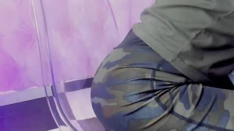  Hillary  online show from February 13, 5:05 am