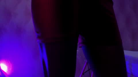  Hillary  online show from February 26, 4:41 am