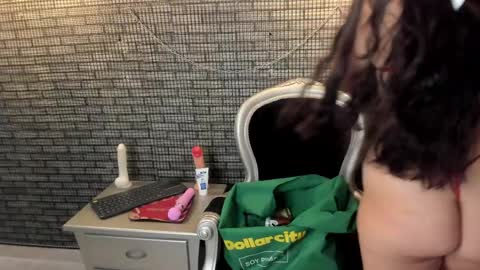 Hillary  online show from March 26, 4:03 am