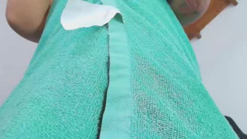 sarah online show from December 16, 10:32 am