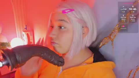 hinata_dolly online show from March 17, 11:47 am