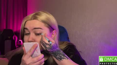 hoffmanite online show from April 8, 10:06 am