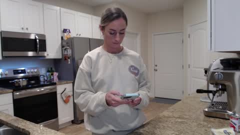 Holi Hurricane online show from November 7, 4:18 am