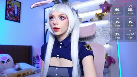 Holli online show from June 23, 10:57 am