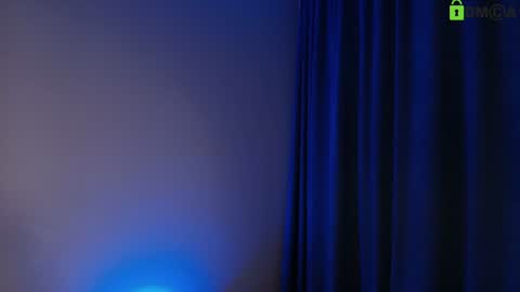 hollyextra online show from February 10, 2:20 pm