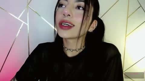 holly online show from March 1, 3:38 pm