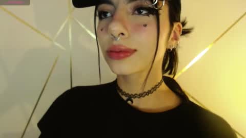 holly online show from February 19, 10:53 pm