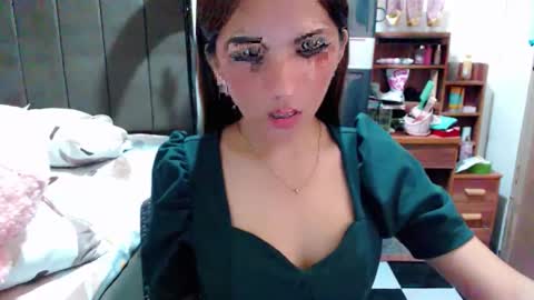 MOLLY online show from January 11, 1:16 pm