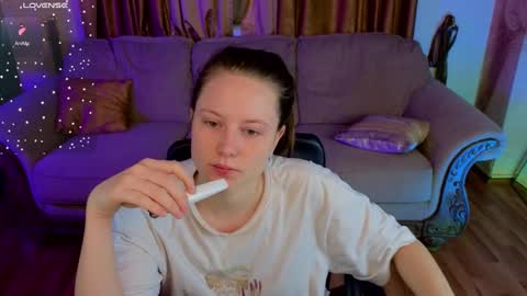 holybabydoll online show from November 16, 5:09 am