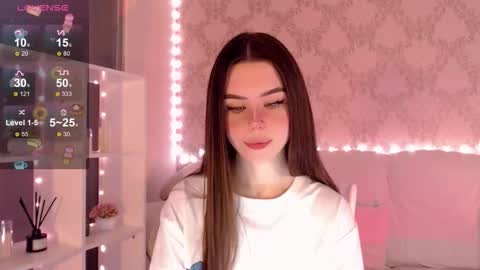 Mia online show from October 12, 3:31 am