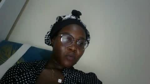 Honevey online show from April 13, 5:14 pm