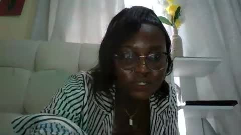 Honevey online show from April 2, 3:20 pm