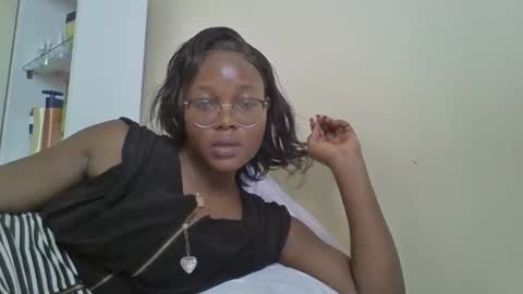 Honevey online show from April 11, 9:02 am