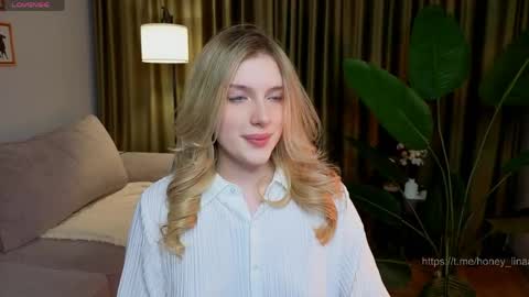 Lina online show from April 15, 7:14 pm