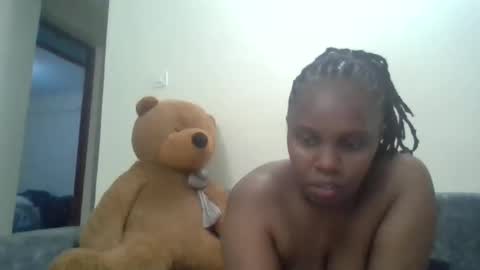 honeydripxy online show from May 18, 9:32 pm