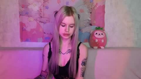 Lisa online show from December 3, 4:59 am