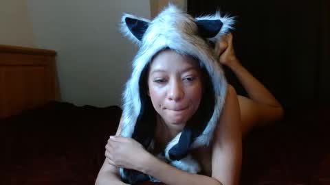 honeygoldenbaddie24 online show from January 12, 6:13 pm