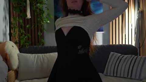 Noelle online show from October 12, 2:25 am