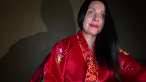 honeyvibe26 online show from May 7, 5:49 pm