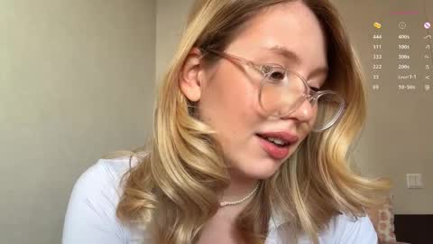 Audrey online show from February 5, 4:06 am