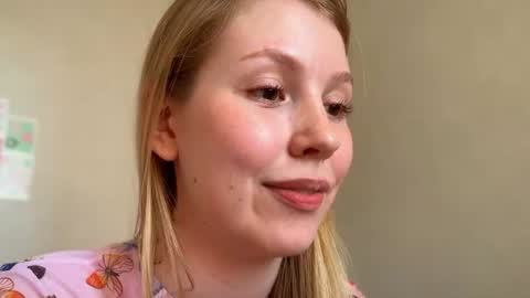 Audrey online show from June 24, 3:27 am