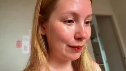 Audrey online show from August 2, 1:41 am