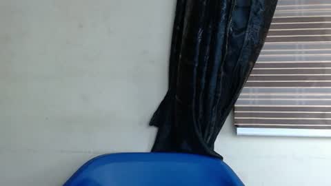 horny4bum online show from February 19, 7:05 pm