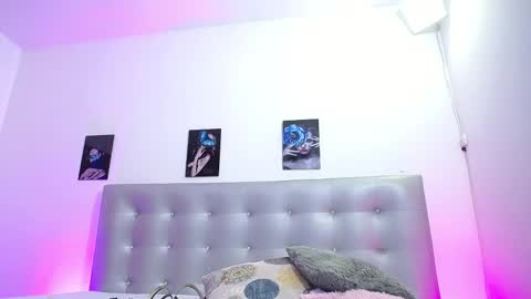 Juliette Roberts online show from June 2, 1:12 pm