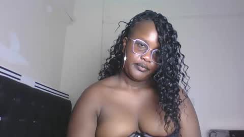 Lucy online show from April 8, 4:53 pm