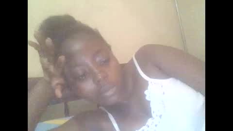 hornygal001 online show from September 29, 5:01 am