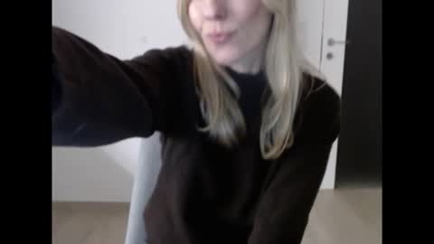 Hornyssima online show from December 15, 4:34 pm