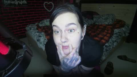 Messalina Horror online show from December 1, 4:16 am