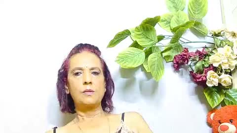 hot queen online show from July 2, 4:07 am