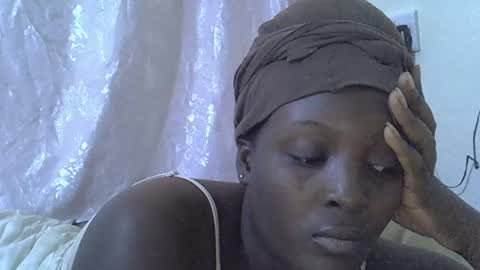 RAYLAH online show from April 9, 6:19 am